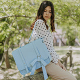 Summer Garden Boutique Messenger
